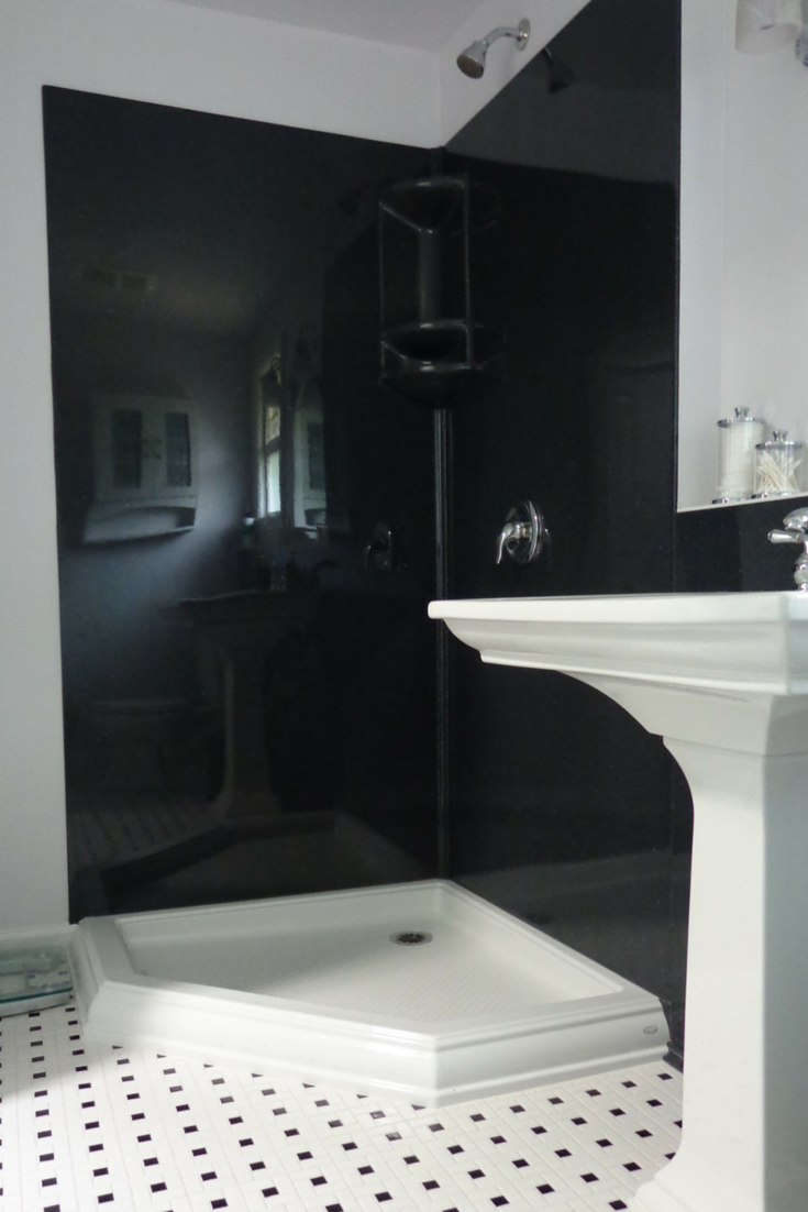 Susie Vila” Gets Her Black and White Bathroom