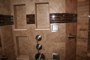 Recessed wall niche for a shower enclosure 