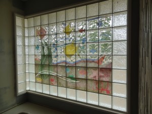 Decorative glass block window mural