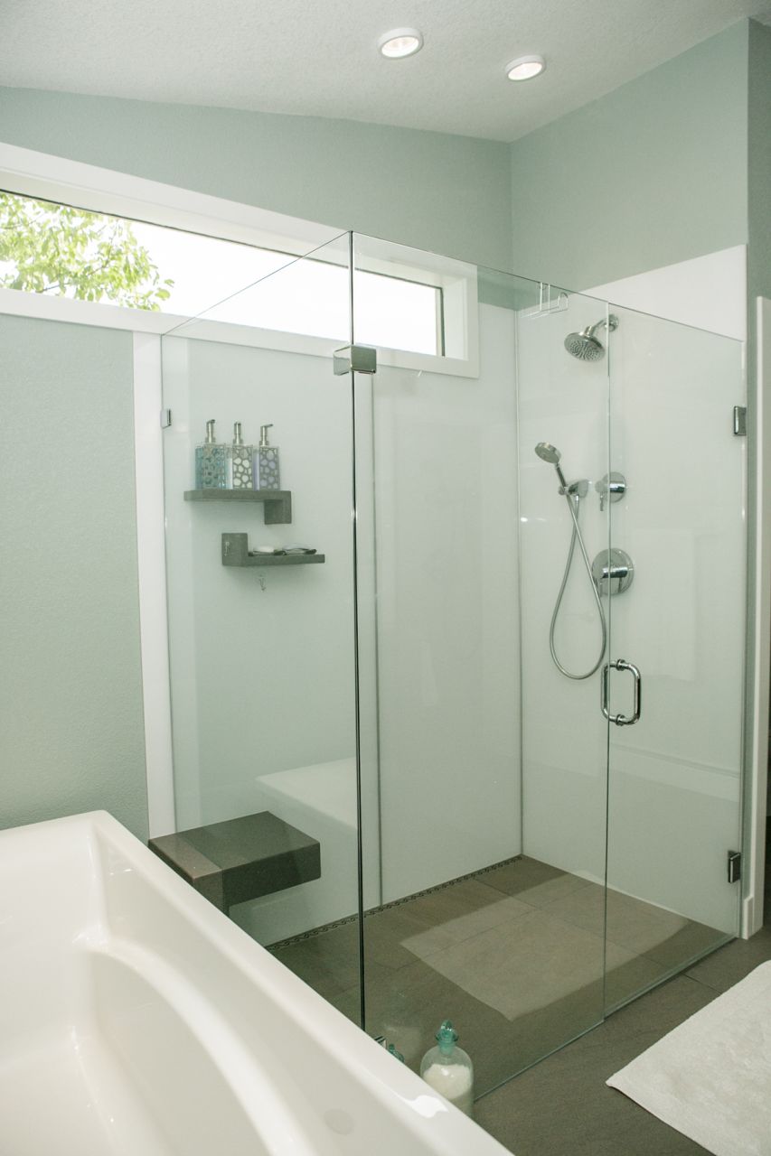 High gloss acrylic arctic white shower wall panels