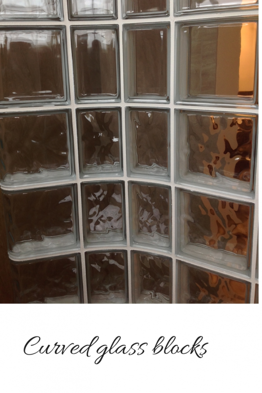 Radial curved glass blocks