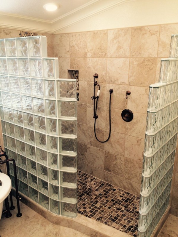 Doorless glass block shower in Martinez California with a curved wall 