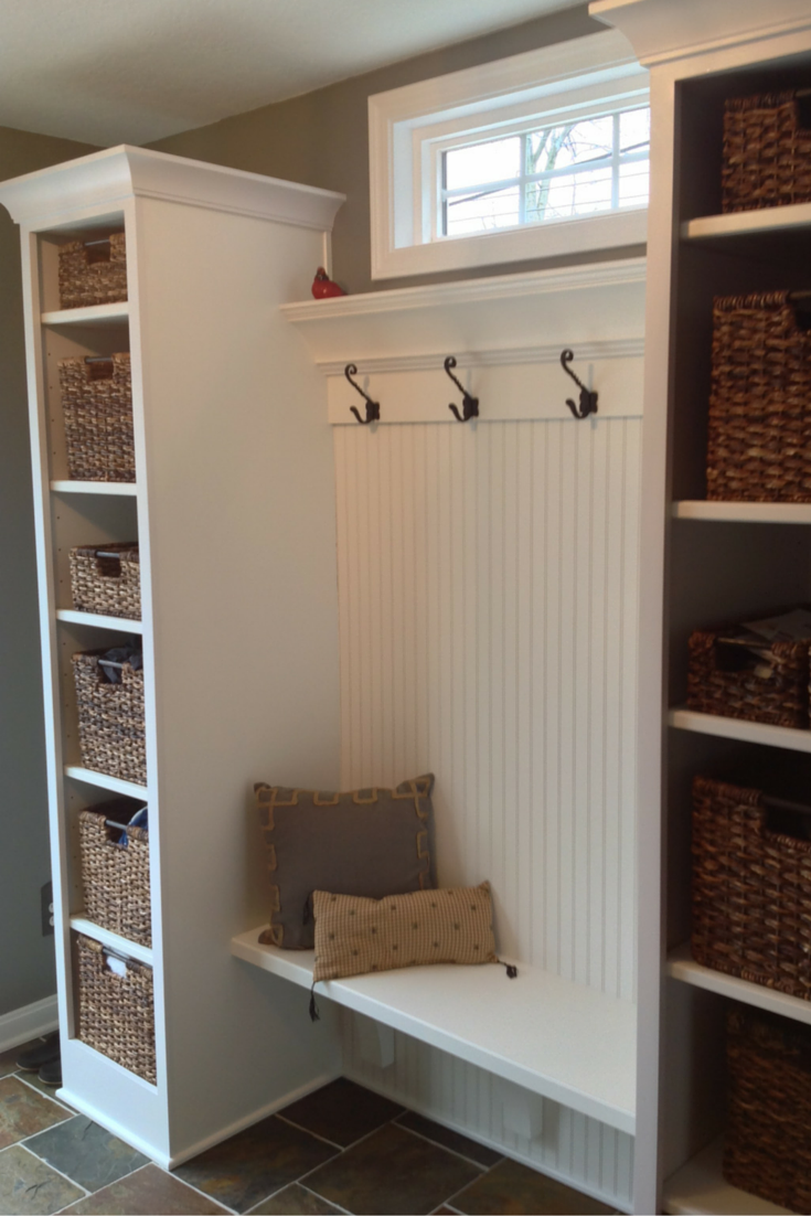 Custom entryway mudroom cabinets in University Heights Ohio a suburb of Cleveland 