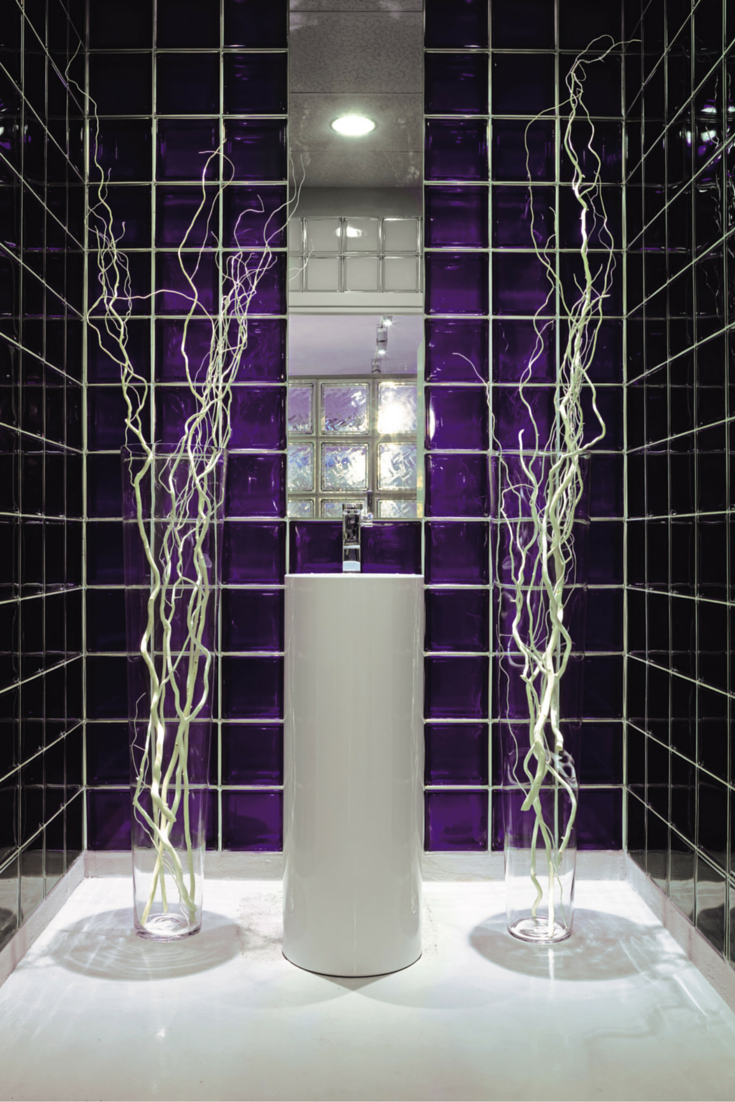 Purple color glass blocks in a modern shower 