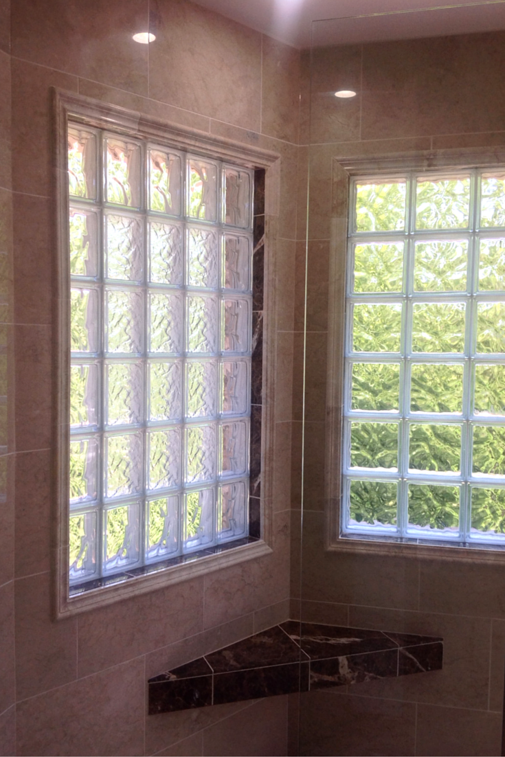 High privacy iceberg pattern glass blocks in a shower in a jack and jill bathroom 