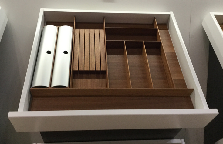 Kitchen drawer knife organizer #Drawers #Kitchen #KitchenRemodeling #Organization