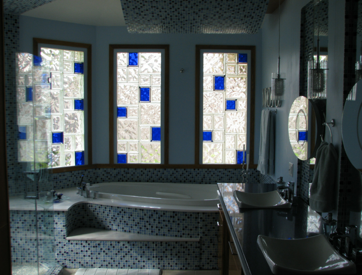 Glass block bathroom windows | Innovate Building Solutions | #GlassBlockWindows #ColorGlass #BathroomRemodel