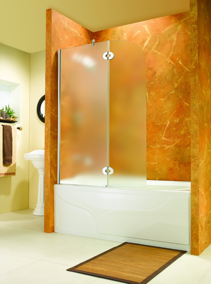 Pivoting tub door screen for shower | Innovate Building Solutions | PivotingDoor #BathroomRemodel #ShowerRemodel