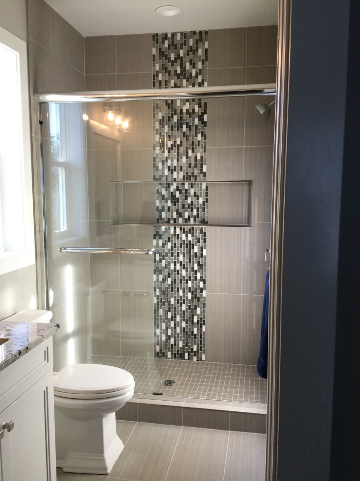 Niches in shower Columbus Arthur Rutenberg | Innovate Building Solutions | #ShowerNiche #ShowerStorage #BathroomDesign #TiledShower