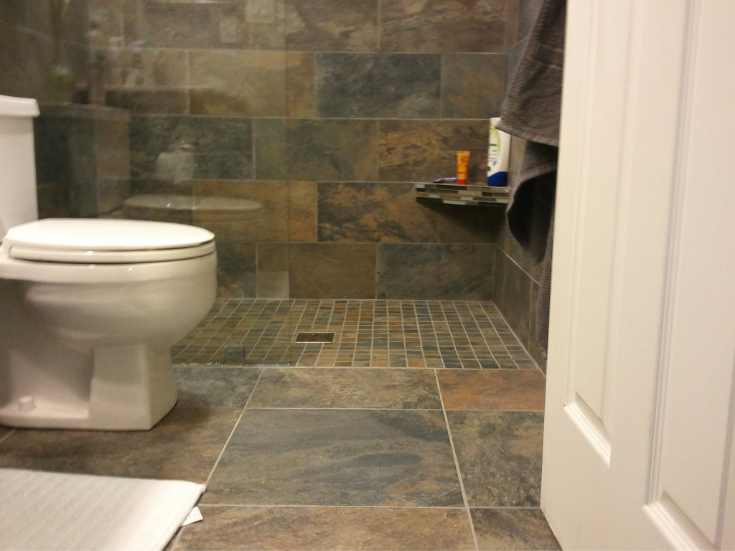 Walk in shower in a tiny 5' x 8' bathroom | Innovate Building Solutions | #Walkinshower #TinyShowerDesign #BathroomDesign