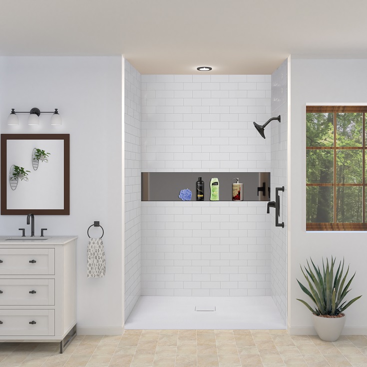 Pro 4 built in alcove tub - oversized horizontal recessed niche | Innovate Building Solutions #AlcoveShower #AlcoveTub #BathtubReplacement