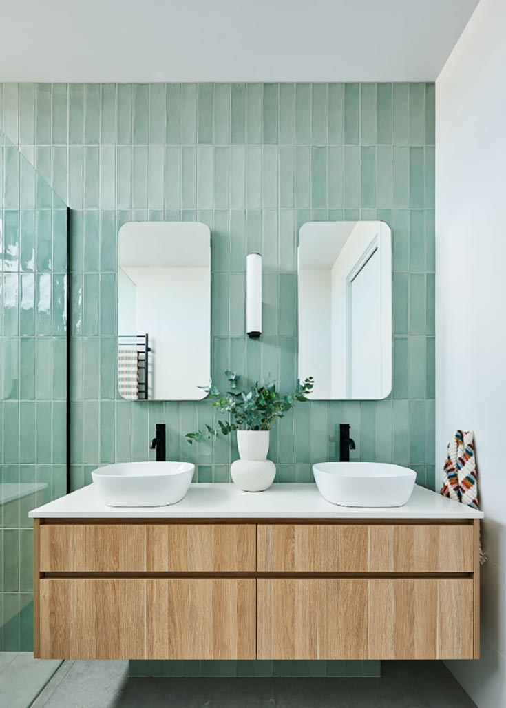 Hot 8 contrasting green tile feature wall in contemporary bathroom | Tile Design | Contemporary Design Ideas