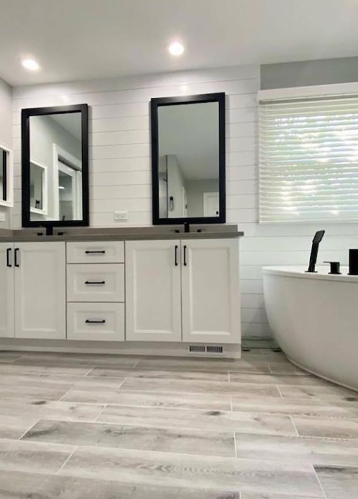 Sign 10 luxury vinyl plank in bathroom credit MSI Surfaces | Innovate building solutions | vinyl flooring | bathroom remodel | bathroom floors