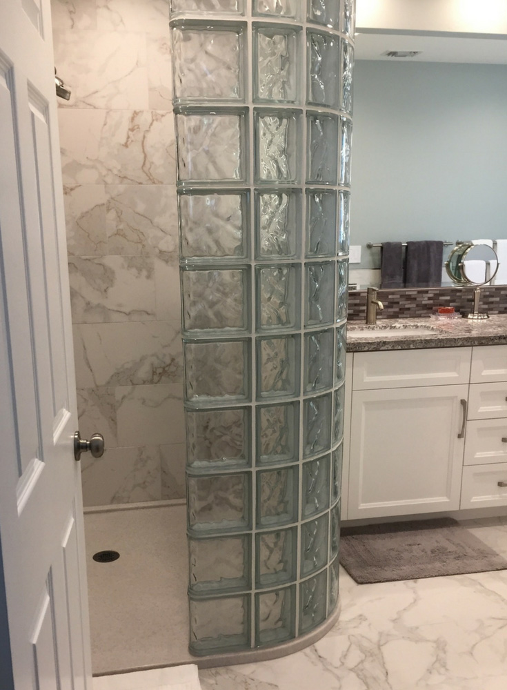 Benefit 1 wave pattern walk in glass block shower - Innovate Building Solutions, Glass Block Shower Walls, Shower Redesign Ideas, Modern Bathroom Decor, Eye Catching Bathrooms