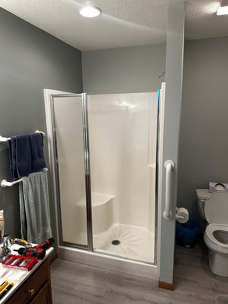 Step 2 - option 7 fiberglass one piece shower built in corner bench seat - Innovate Building Solutions, Cleveland Ohio Bathroom Designs, Modern Shower Accessibility, Bathroom Shower Improvement Projects, Shower Seating Options