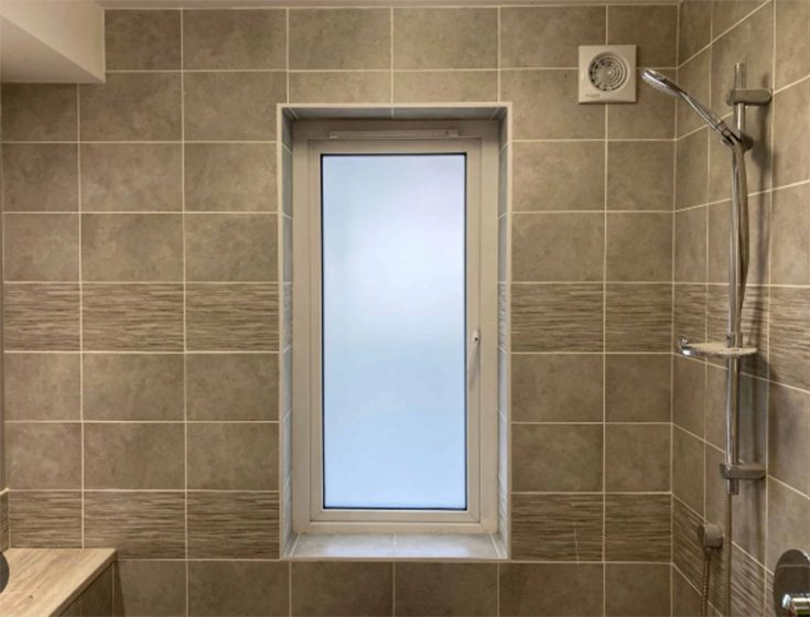 Question 2 frosted glass shower window credit Devon Window Tinting - Innovate Building Solutions, Modern Bathroom Showers, Shower Window Designs, Bathroom DIY Projects, Bathroom Shower Makeover Ideas