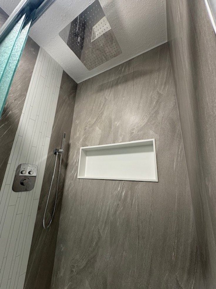 Feature 5 white recessed niche graystone shower wall panels - Innovate Building Solutions, Cleveland Ohio DIY Showers, Custom Bathroom Shower Products, Walk In Shower Storage, Bathroom Shower Accessories