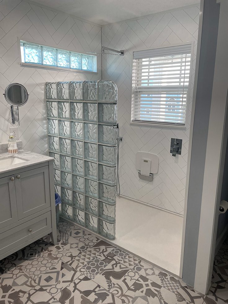 Section 4 myth 2 glass block shower low profile shower pan - Innovate Building Solutions, Glass Block Shower Wall, Modern Bathroom Renovations, Custom Bathroom Shower Design, Walk In Shower Ideas
