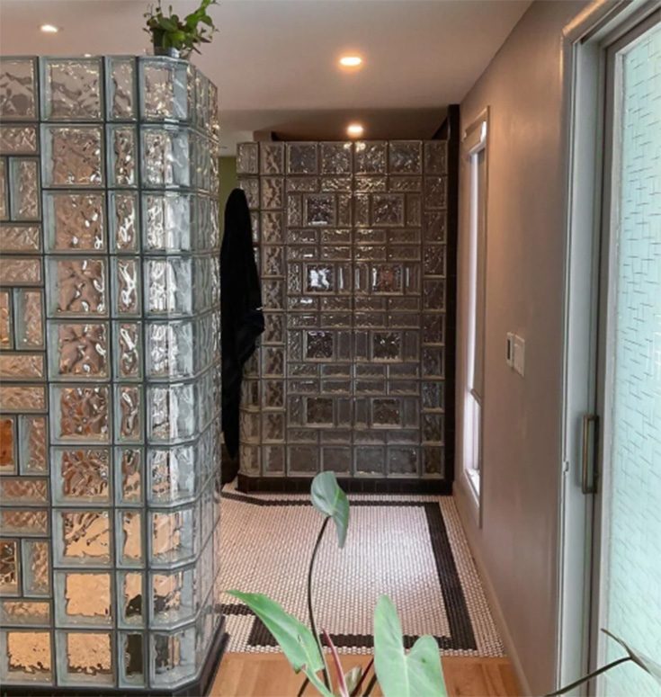 Element 5 corner glass block shower wall varied sizes - Innovate Building Solutions, Cleveland Ohio Custom Showers, Modern Bathroom Shower, Glass Block Shower Wall, Custom Glass Block Wall Designs