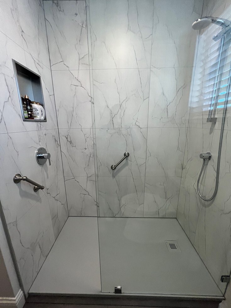 Mistake 1 low profile InnovaStone stone shower pan - Innovate Building Solutions, Shower Base Pans, Bathroom Shower Projects, Shower Remodeling Concepts, Dream Bathroom Showers